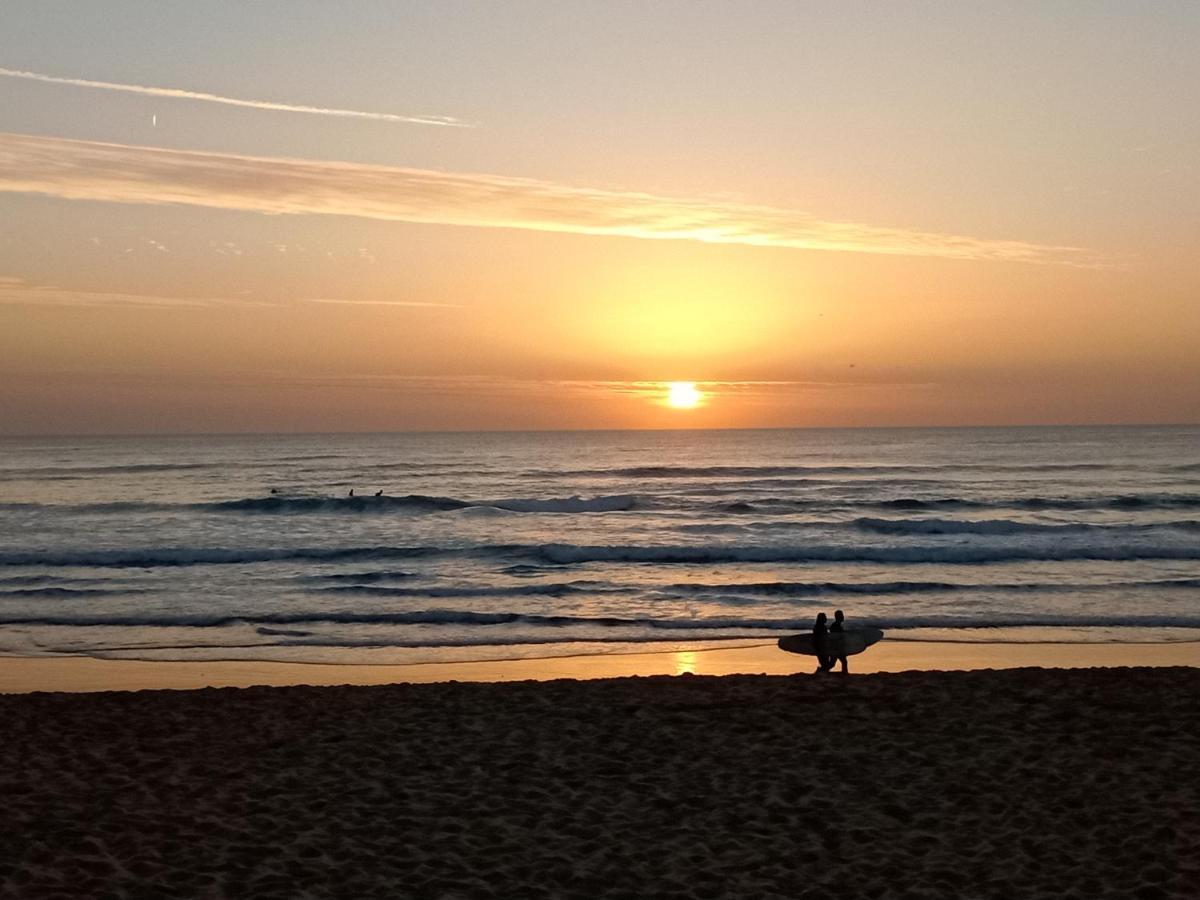 A Casa Da Mila - Beach House Costa de Caparica Ngoại thất bức ảnh